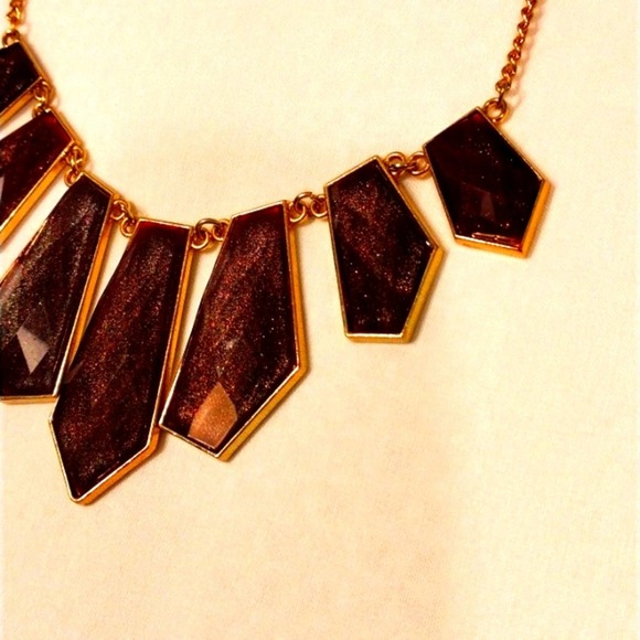 RED Necklace MODERN ARTSY Geometric Pendants MAROON RED Gold tone Chain - Picture 2 of 5